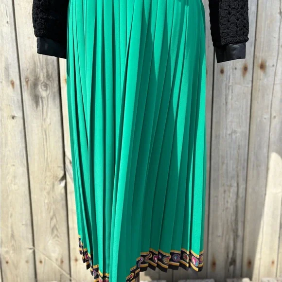 Vintage Chaus Green Pleated Skirt Sz 10 - Picture 3 of 7